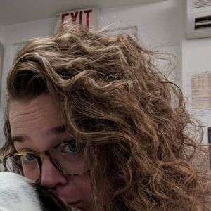 Meet your Posher, Holly